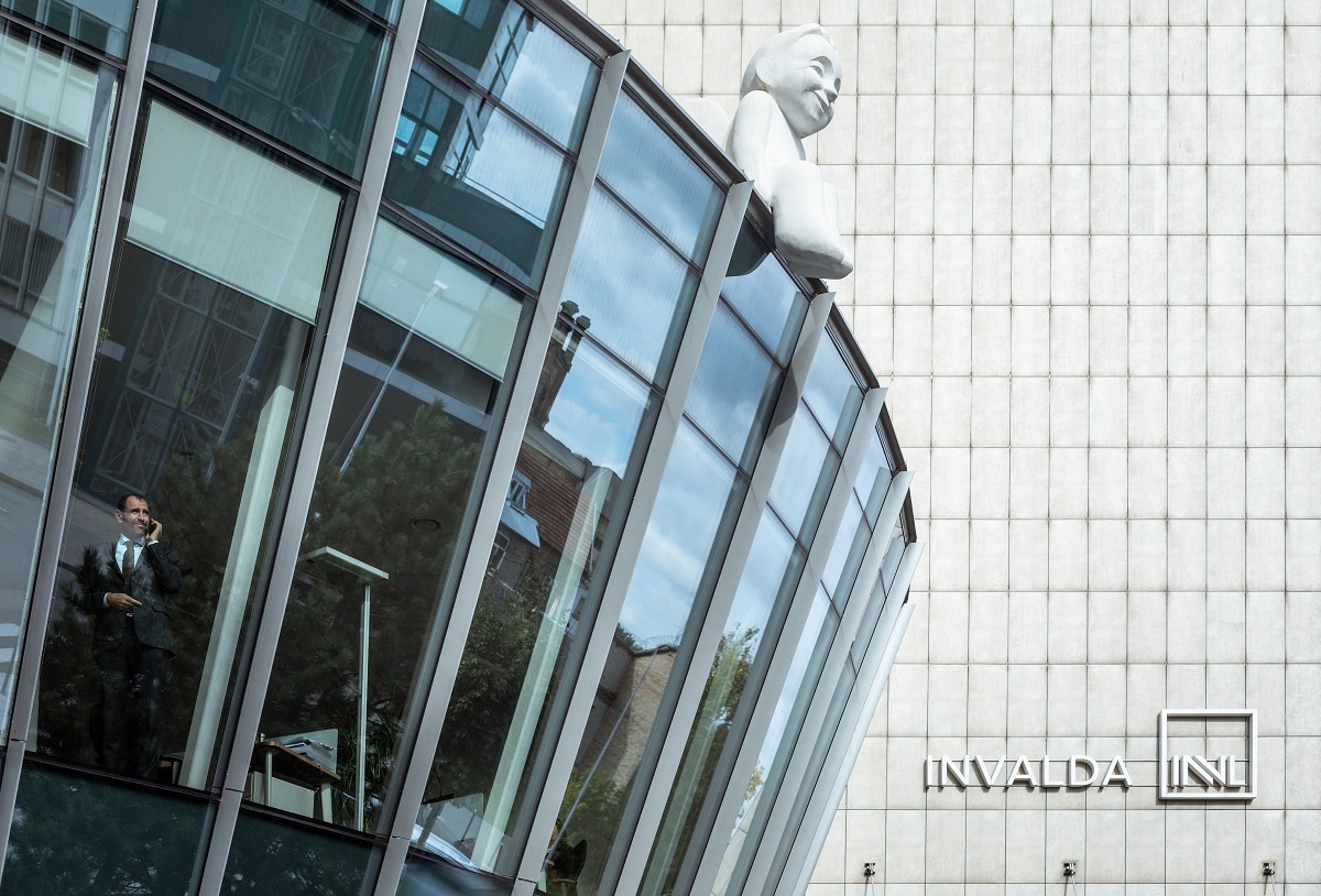 „Invalda INVL“ pasirašė 6,3 mln. eurų kredito linijos sutartį su „Luminor“