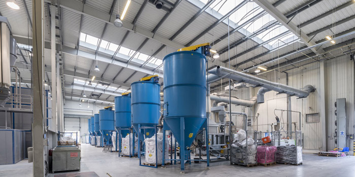 „INVL Baltic Sea Growth Fund“ ir „Eco Baltia“ pasirašė sutartį dėl didžiausio Lenkijos PVC perdirbėjo „Metal-Plast“ įsigijimo